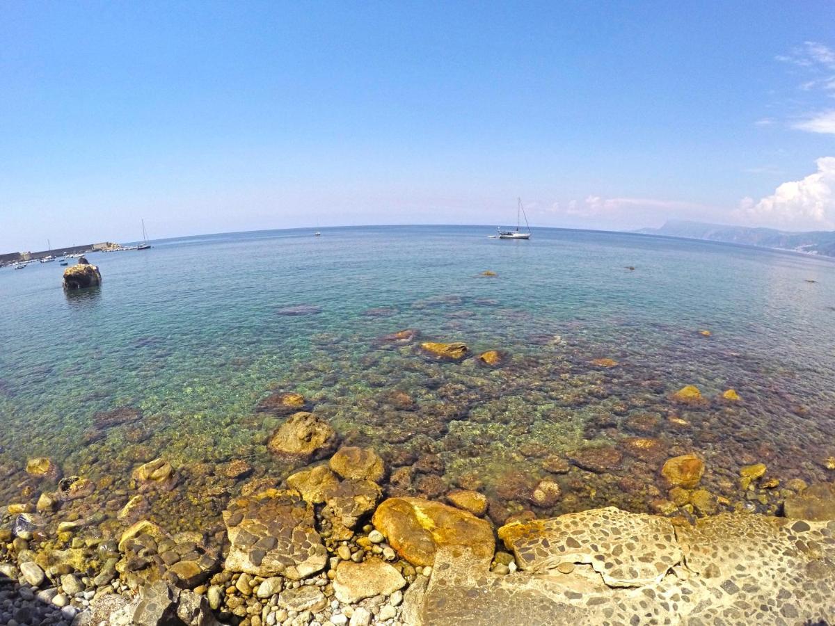 Bb Il Generale Bed & Breakfast Scilla Exterior foto
