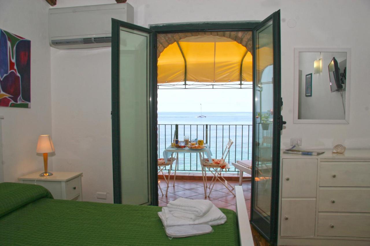 Bb Il Generale Bed & Breakfast Scilla Exterior foto