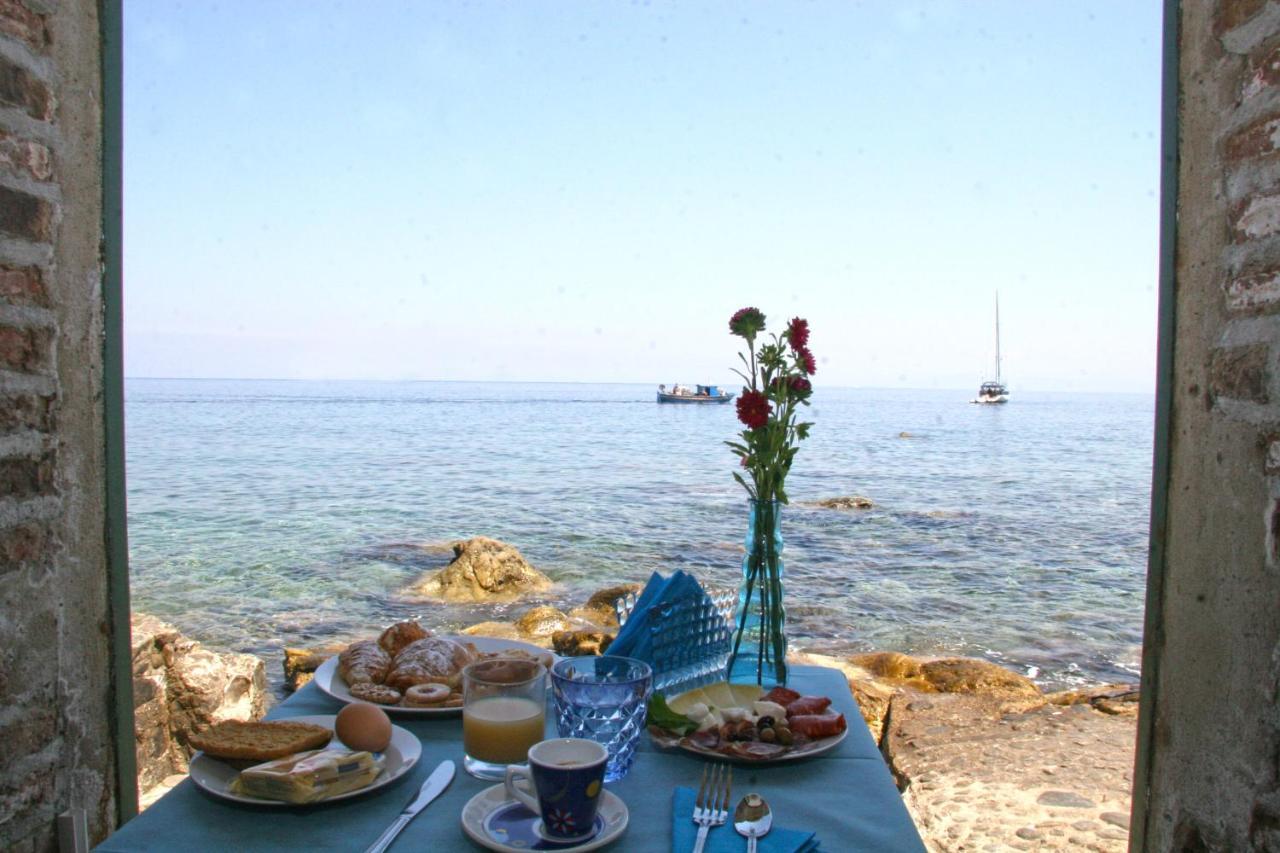 Bb Il Generale Bed & Breakfast Scilla Exterior foto